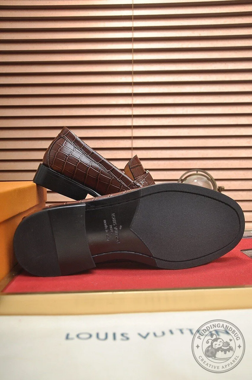 Louis Vuitton Brown Alligator Embossed Leather Loafer Shoes for Men 13 Louis Vuitton Brown Alligator Embossed Leather Loafer Shoes for Men